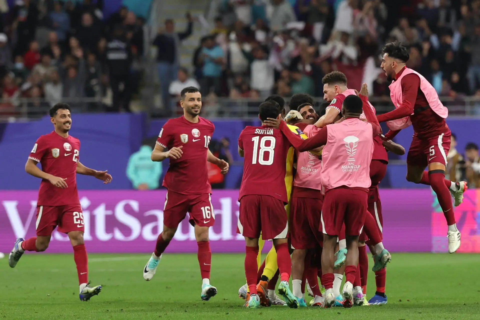 مباراة قطر وفلسطين بث مباشر اليوم في كأس أمم آسيا.. شاهد الآن